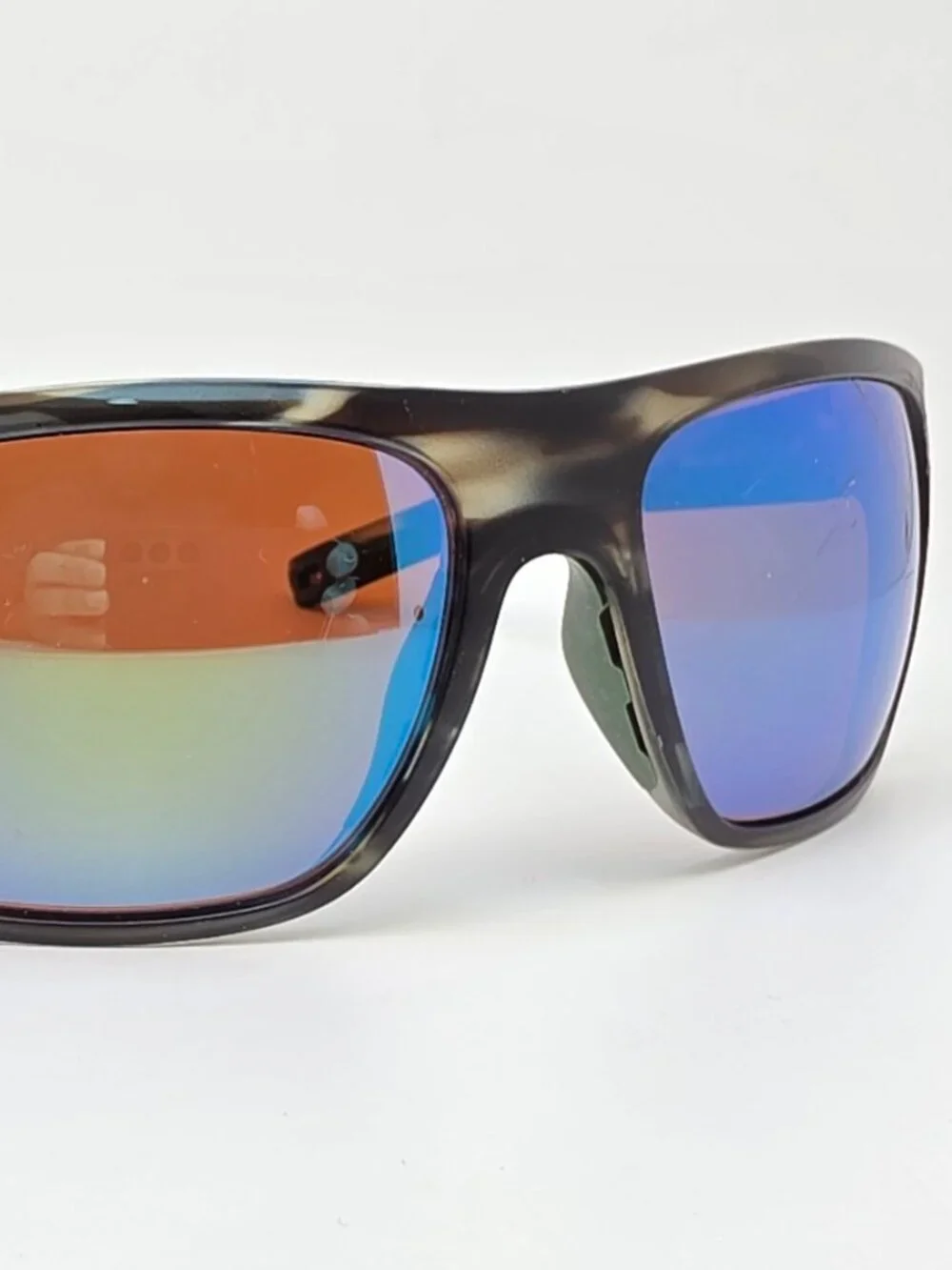 Costa Del Mar Broadbill Matte Reef Frame Polarized 580G Green Mirror Sunglasses
